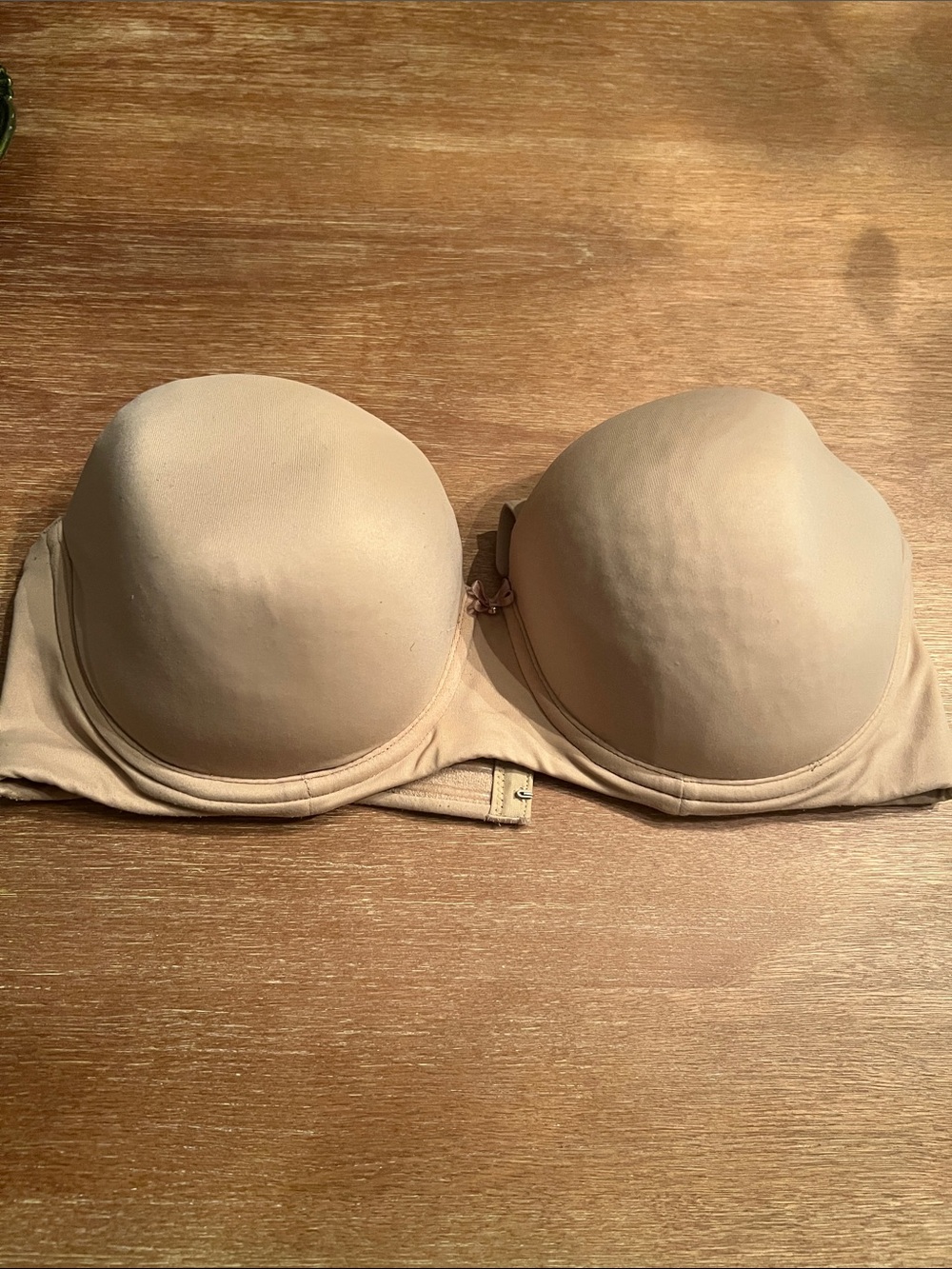 Soma Strapless Molded Bra in Nude